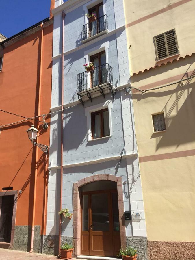 Bomarosa B&B Боса Экстерьер фото